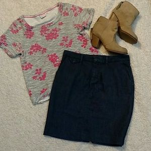 Banana Republic Jean Skirt Size 4